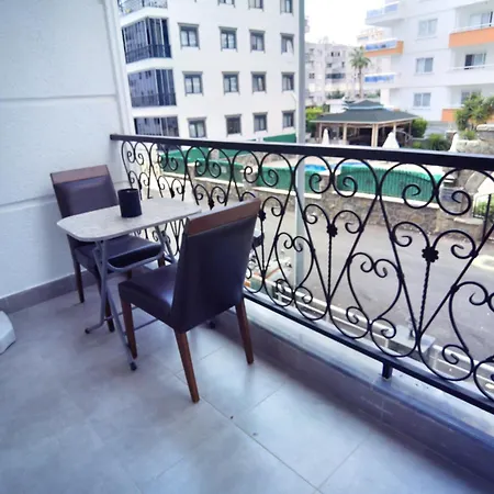 Life 6 Apartament